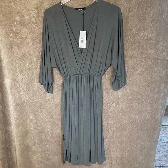 Yanak Olive Green  Midi Dress - Picture 1 of 8